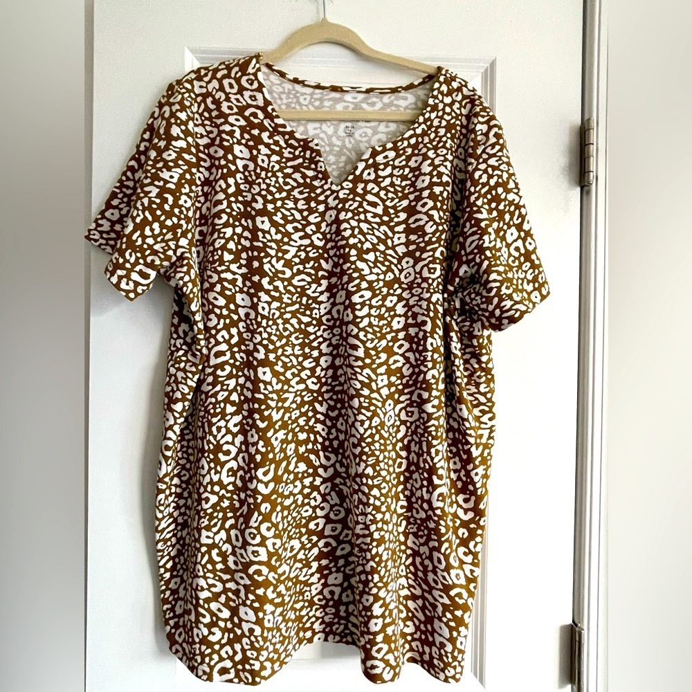 Roaman’s never worn shirt 1X